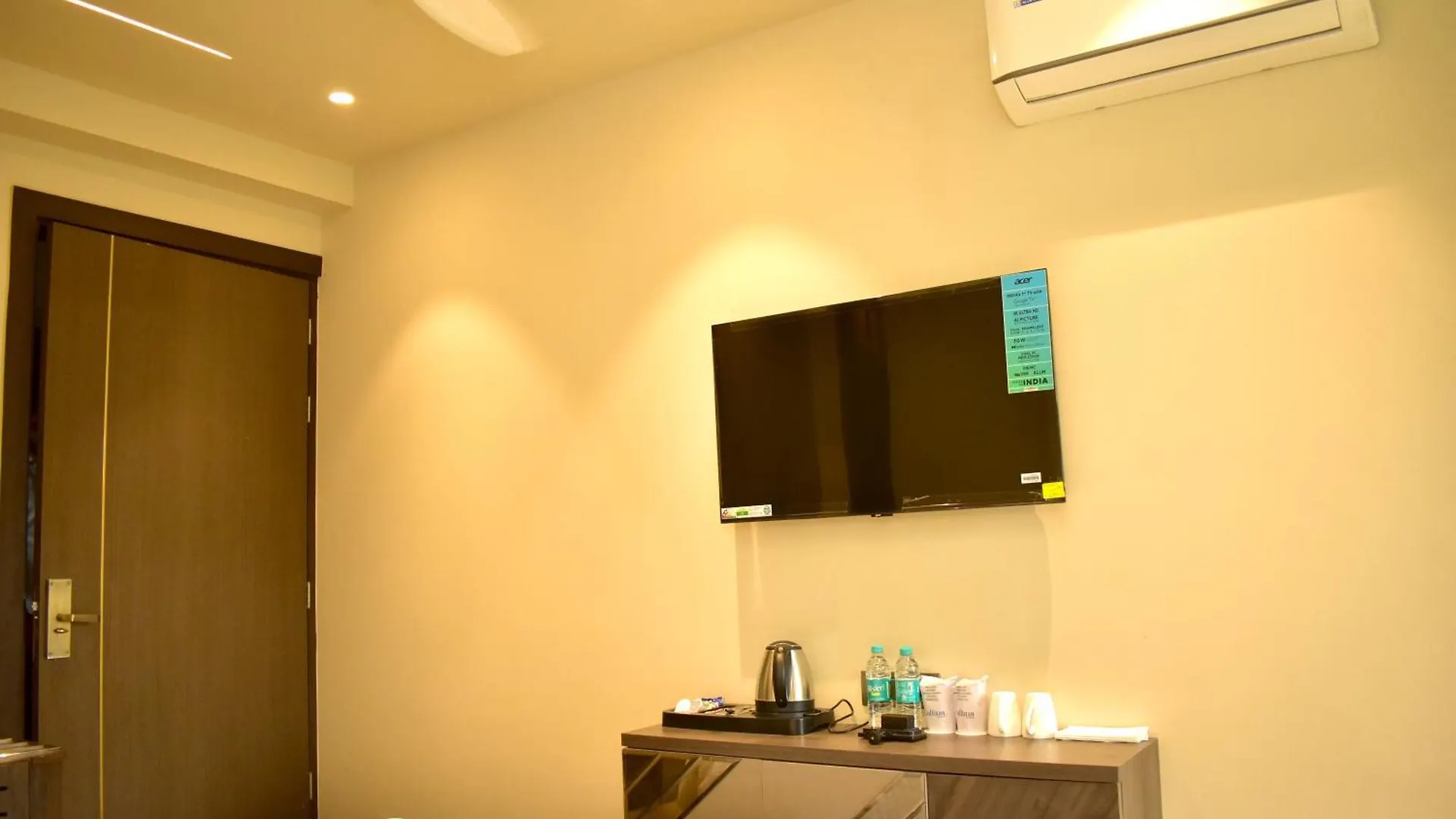 Hotel Cullinan By Qotel Janakpuri Delhi  3*, Delhi (National Capital Territory of India) India