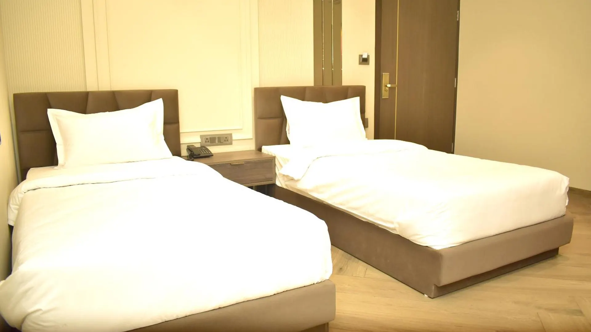 Hotel Cullinan By Qotel Janakpuri Delhi