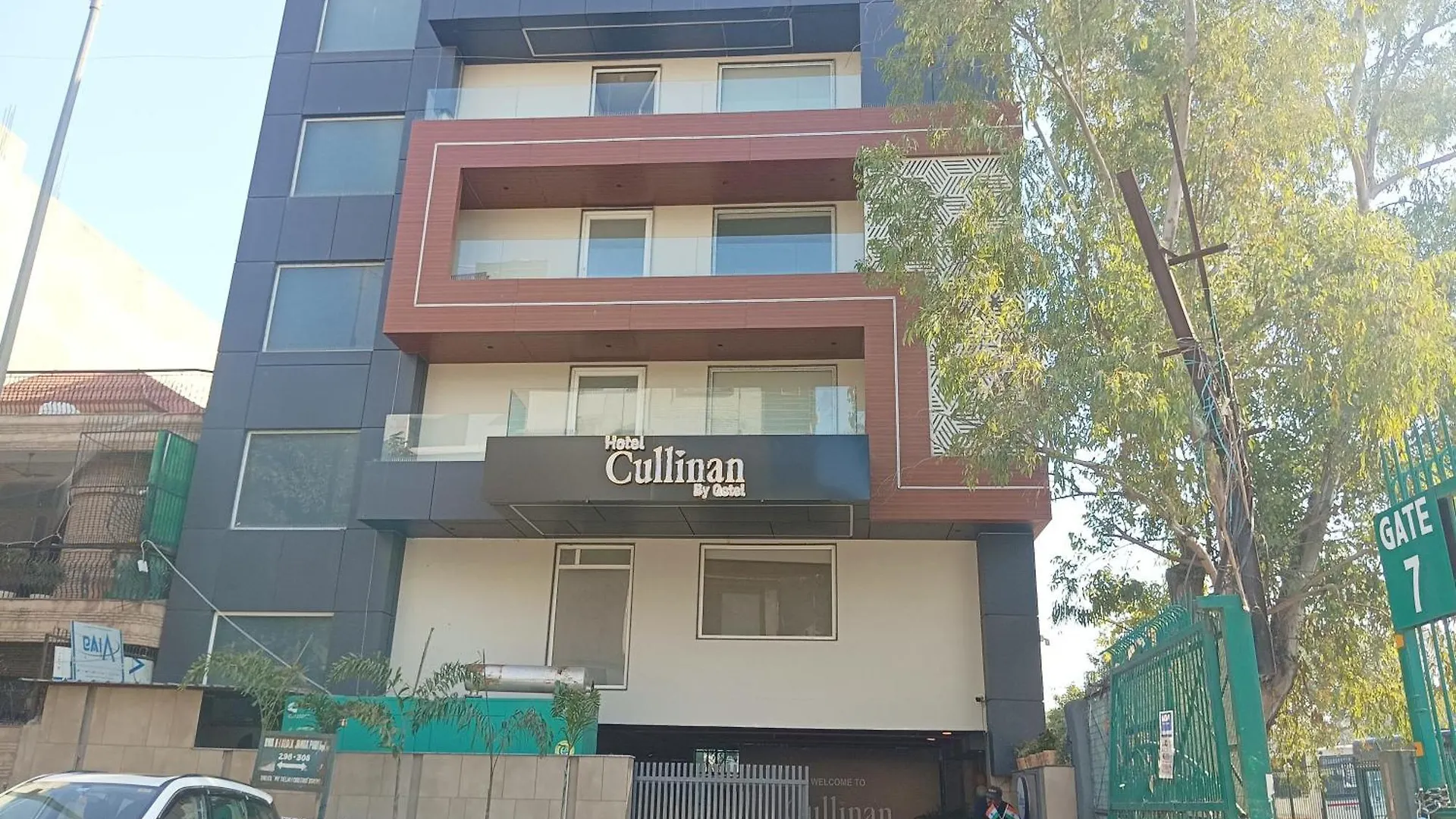 Hotel Cullinan By Qotel Janakpuri Delhi