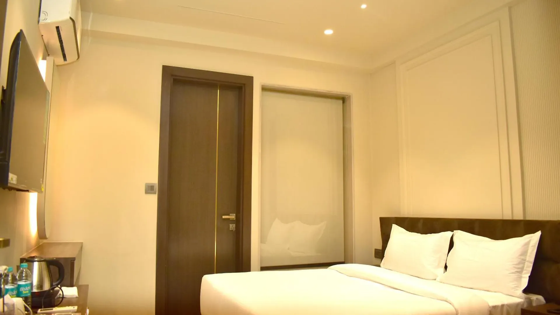 Hotel Cullinan By Qotel Janakpuri Delhi  Delhi (National Capital Territory of India)